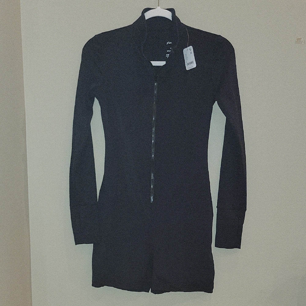 NEW FP Freepeople Movement Epic Zip It Runsie sz. M  Black NWT